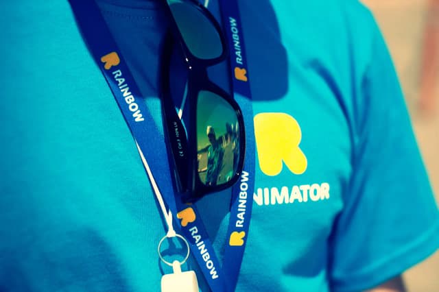 Ile zarabia animator w hotelu? Zaskakujące różnice w wynagrodzeniach Ile zarabia animator w hotelu? Zaskakujące różnice w wynagrodzeniach