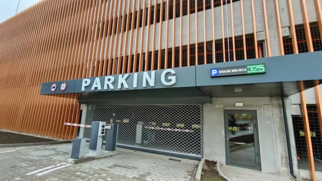 Kołobrzeg gdzie parkować za darmo - uniknij wysokich opłat parkingowych Kołobrzeg gdzie parkować za darmo - uniknij wysokich opłat parkingowych