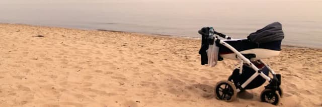 Gdzie nad morze z wózkiem – najlepsze plaże dla rodzin z dziećmi Gdzie nad morze z wózkiem – najlepsze plaże dla rodzin z dziećmi