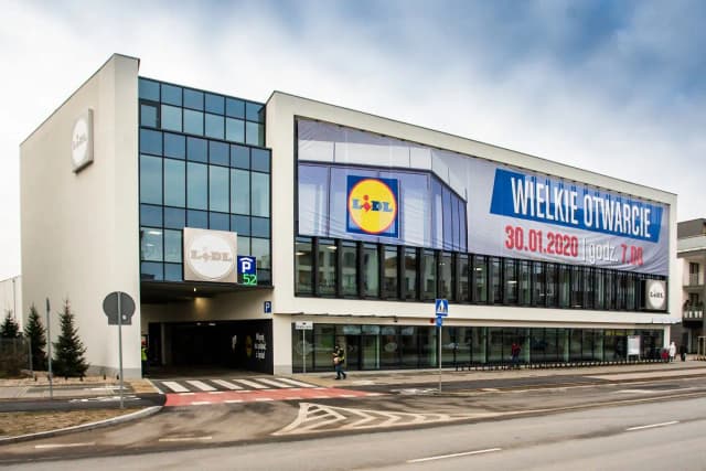 Lidl w Mielnie - Kiedy otwarcie i co warto wiedzieć przed wizytą Lidl w Mielnie - Kiedy otwarcie i co warto wiedzieć przed wizytą