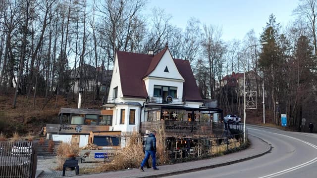 Oliwka co Ustroń – wyjątkowe miejsce z pysznym jedzeniem i widokiem Oliwka co Ustroń – wyjątkowe miejsce z pysznym jedzeniem i widokiem