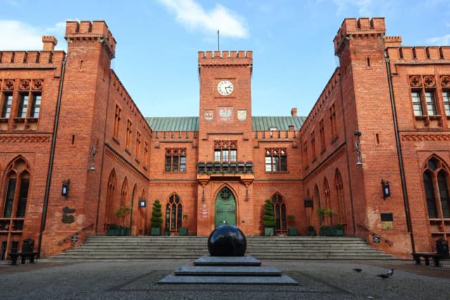 Kołobrzeg co warto zobaczyć z dzieckiem – najlepsze atrakcje rodzinne Kołobrzeg co warto zobaczyć z dzieckiem – najlepsze atrakcje rodzinne