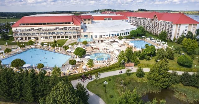 Ile jest hoteli gołębiewskich w Polsce? Zaskakujące lokalizacje i oferta Ile jest hoteli gołębiewskich w Polsce? Zaskakujące lokalizacje i oferta
